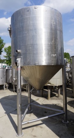 Behälter 3.500 Liter aus V2A, einwandig, gerbaucht